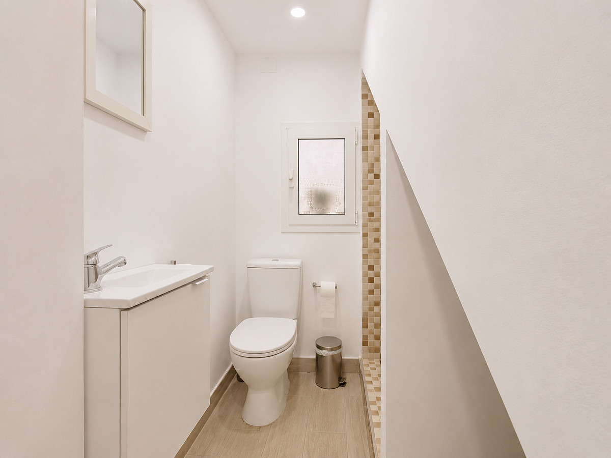 3 Bed Townhouse for sale in Estepona Costa Del Sol, Málaga, Spain