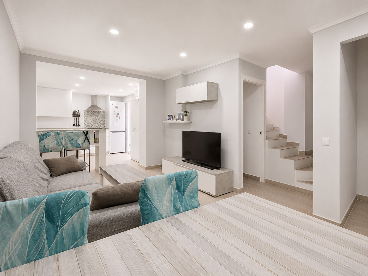 3 Bed Townhouse for sale in Estepona Costa Del Sol, Málaga, Spain