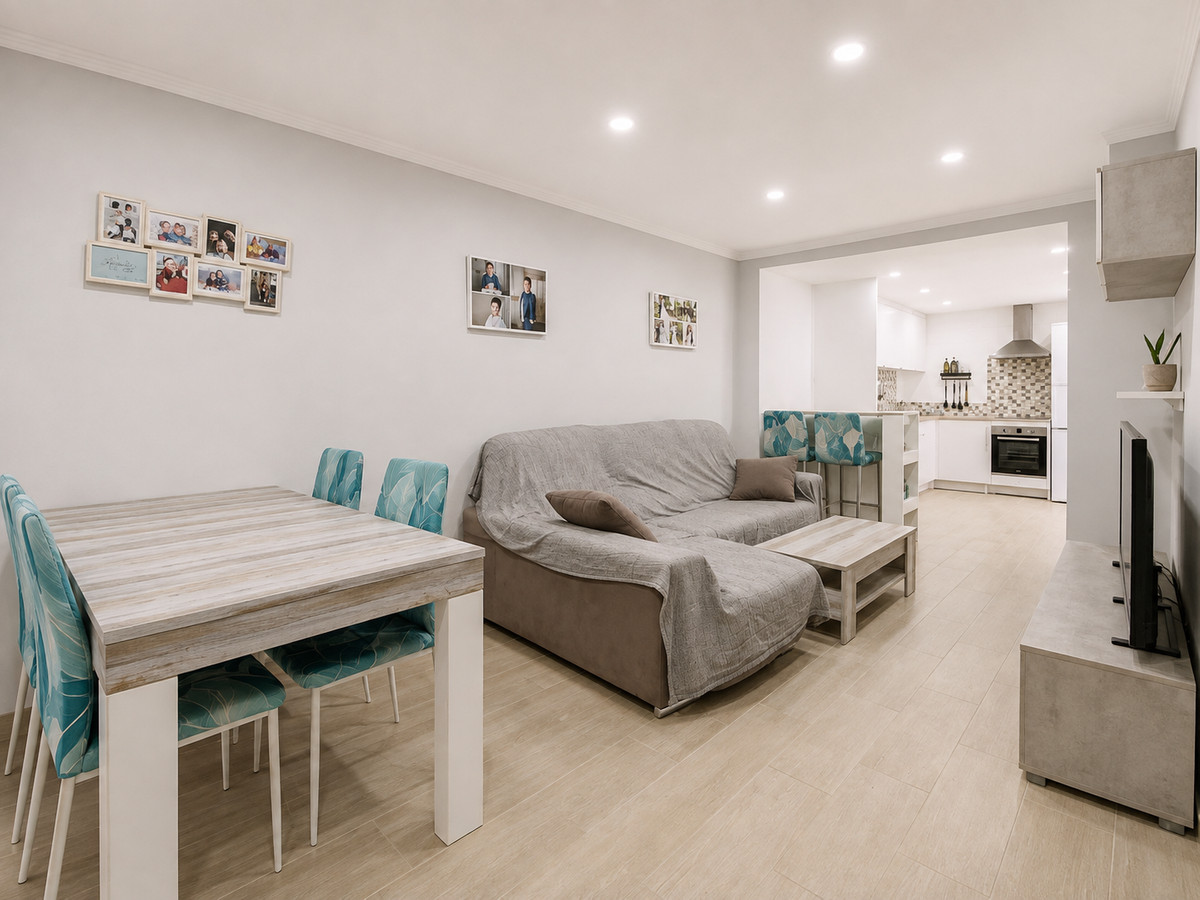 3 Bed Townhouse for sale in Estepona Costa Del Sol, Málaga, Spain