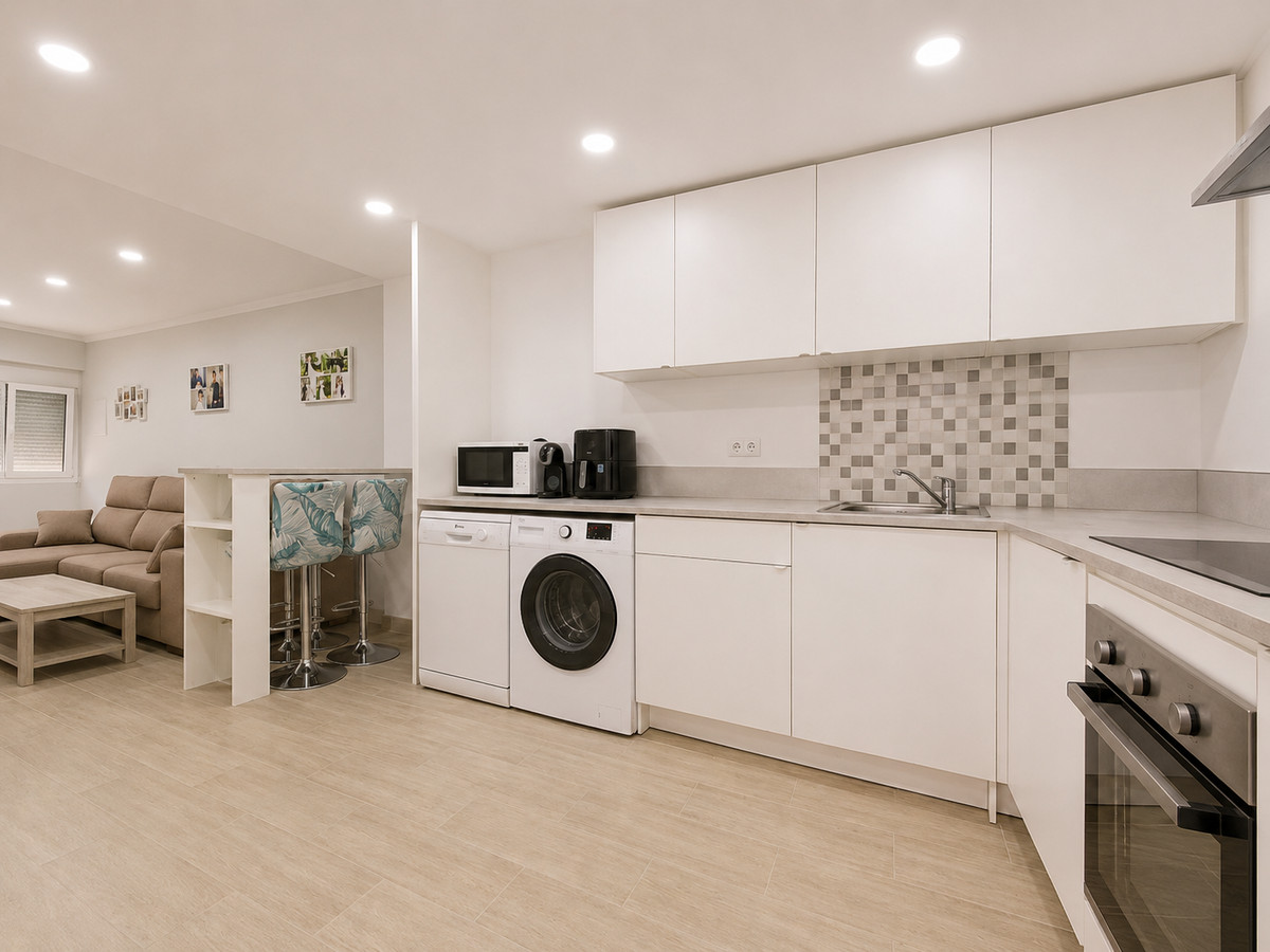 3 Bed Townhouse for sale in Estepona Costa Del Sol, Málaga, Spain