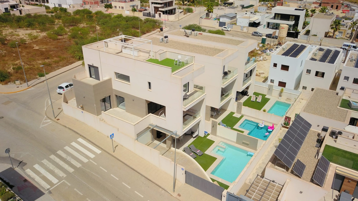 4 Bed Townhouse for sale in Benijofar Costa Blanca, Alicante, Spain