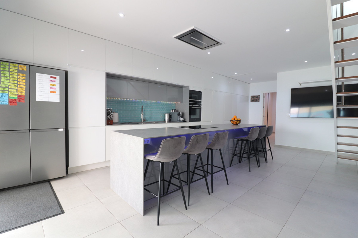 4 Bed Townhouse for sale in Benijofar Costa Blanca, Alicante, Spain