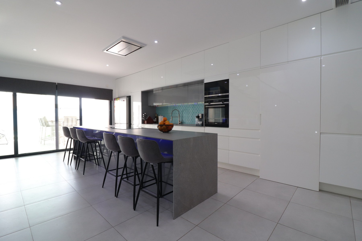 4 Bed Townhouse for sale in Benijofar Costa Blanca, Alicante, Spain