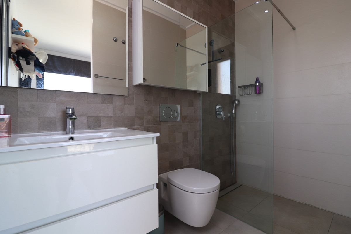 4 Bed Townhouse for sale in Benijofar Costa Blanca, Alicante, Spain