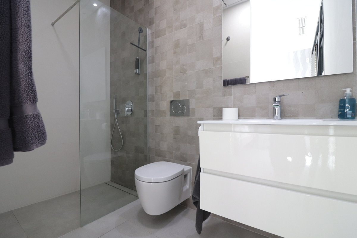 4 Bed Townhouse for sale in Benijofar Costa Blanca, Alicante, Spain