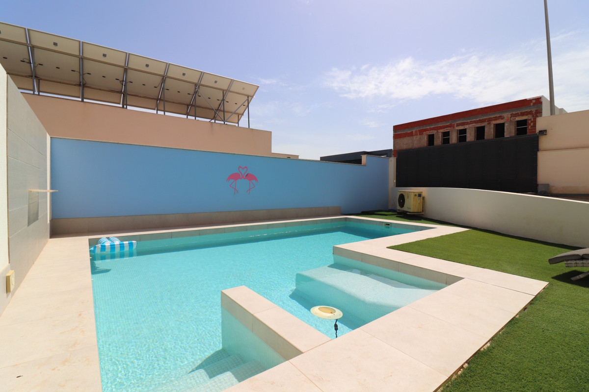 4 Bed Townhouse for sale in Benijofar Costa Blanca, Alicante, Spain