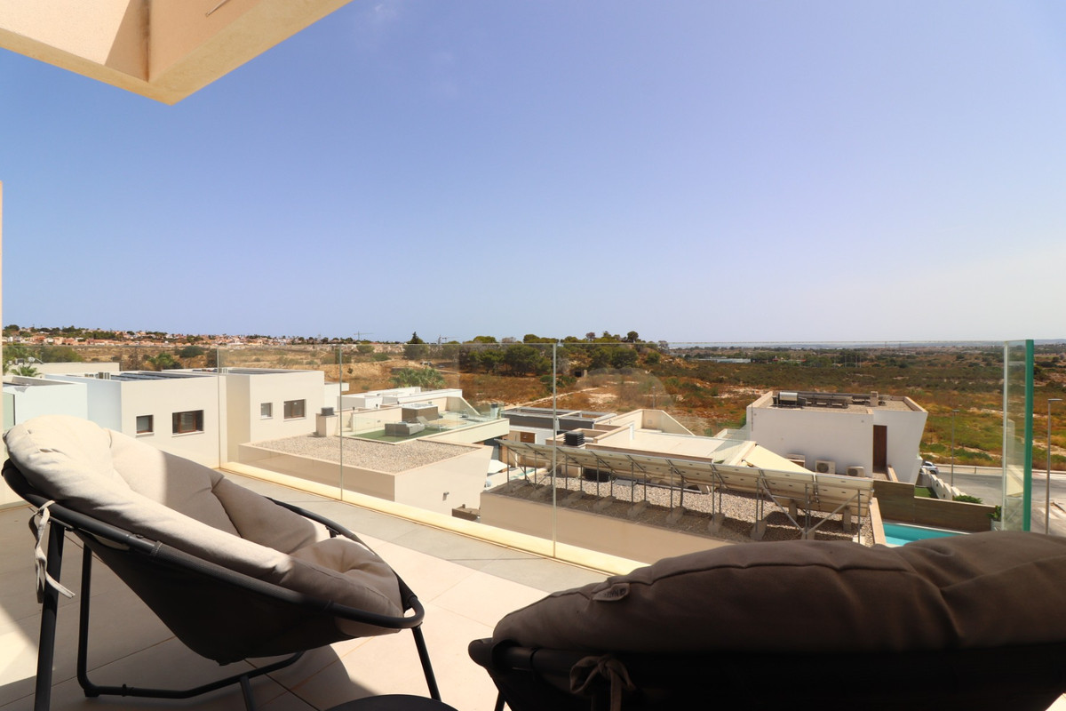 4 Bed Townhouse for sale in Benijofar Costa Blanca, Alicante, Spain