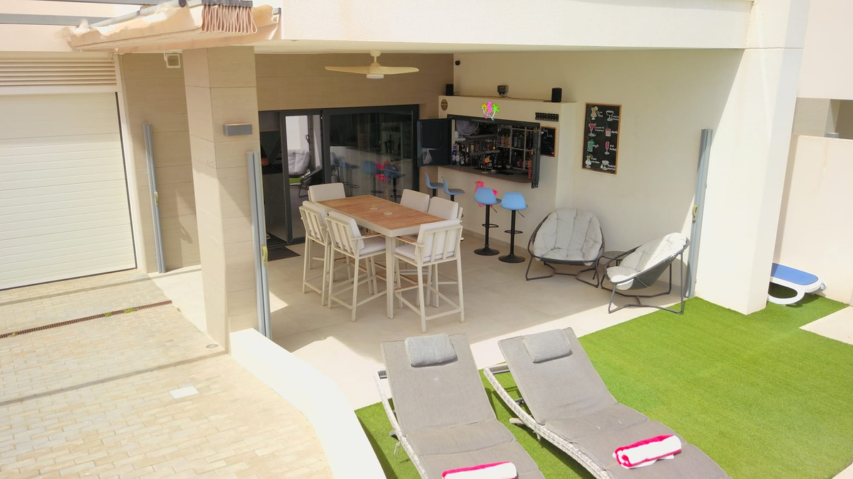 4 Bed Townhouse for sale in Benijofar Costa Blanca, Alicante, Spain