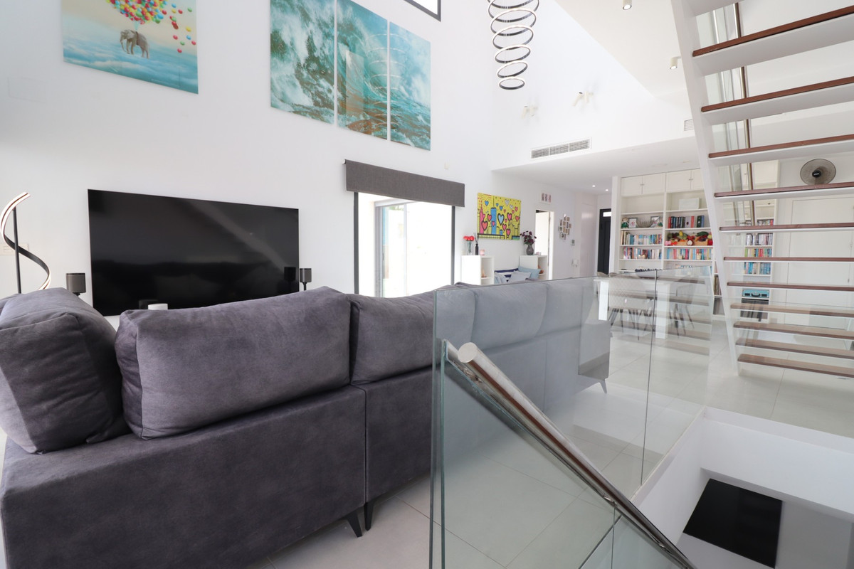 4 Bed Townhouse for sale in Benijofar Costa Blanca, Alicante, Spain