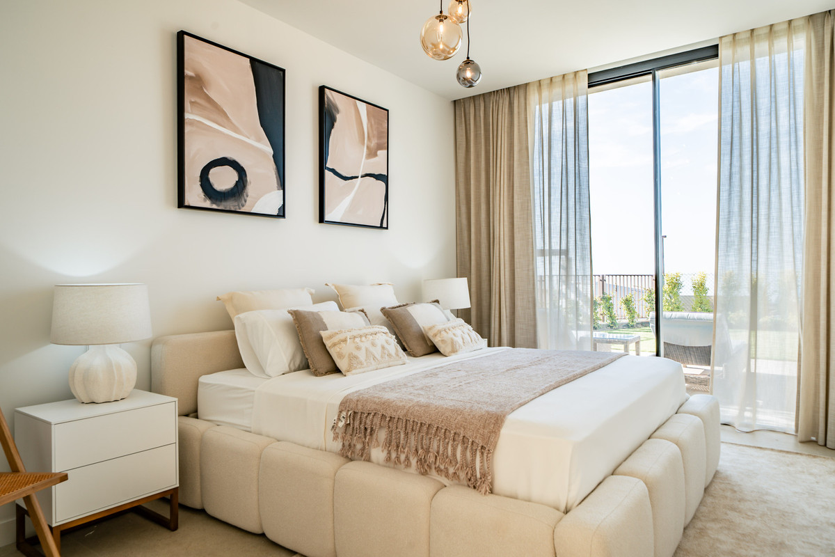 3 Bed Townhouse for sale in Benahavís Costa Del Sol, Málaga, Spain