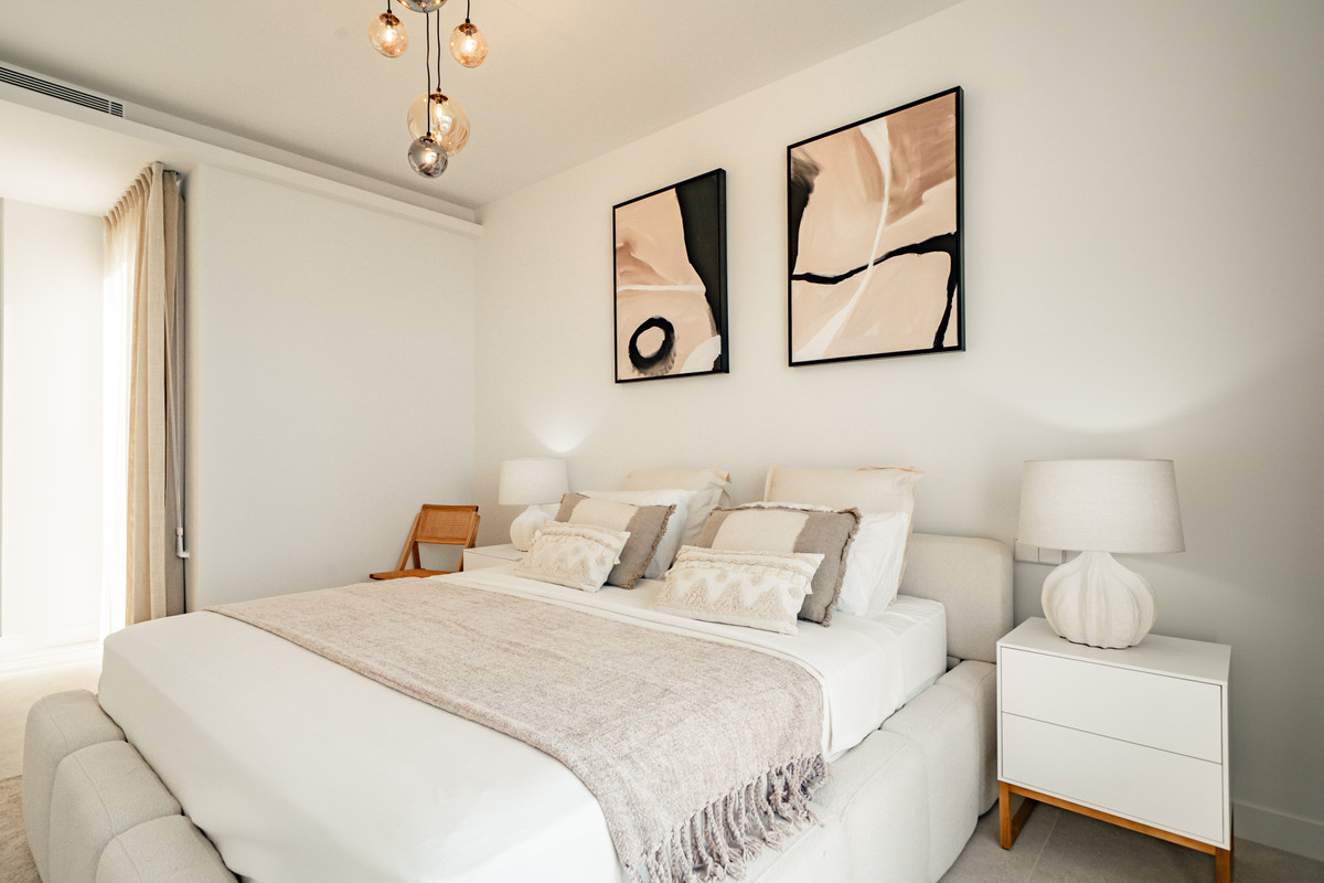 3 Bed Townhouse for sale in Benahavís Costa Del Sol, Málaga, Spain
