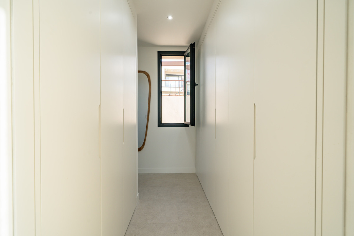3 Bed Townhouse for sale in Benahavís Costa Del Sol, Málaga, Spain