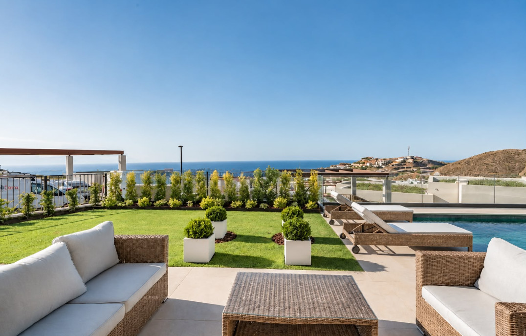 3 Bed Townhouse for sale in Benahavís Costa Del Sol, Málaga, Spain