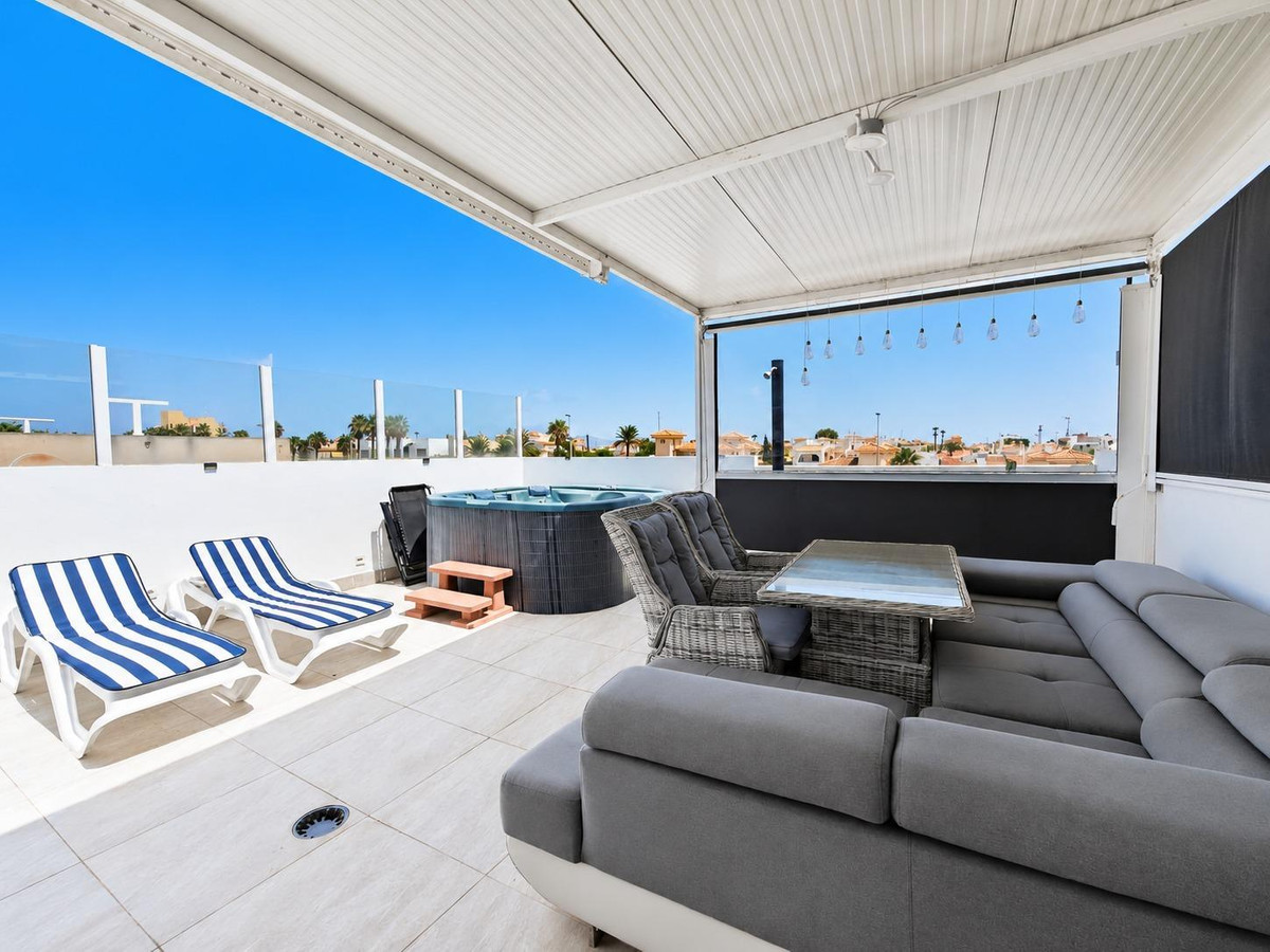 3 Bed Townhouse for sale in Aguas Nuevas Costa Blanca, Alicante, Spain