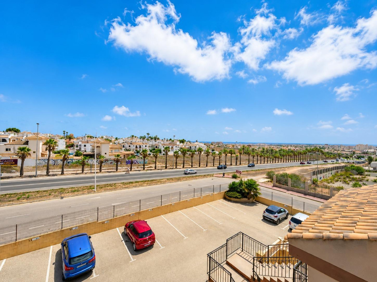 3 Bed Townhouse for sale in Aguas Nuevas Costa Blanca, Alicante, Spain