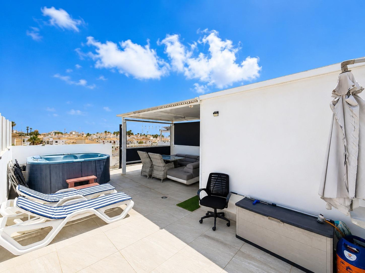 3 Bed Townhouse for sale in Aguas Nuevas Costa Blanca, Alicante, Spain