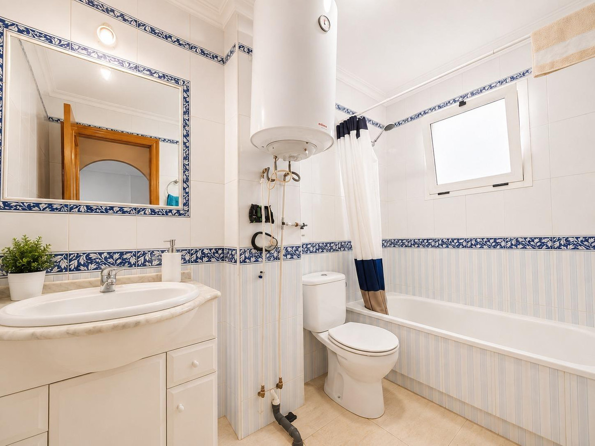 2 Bed Apartment for sale in Playa Del Cura Costa Blanca, Alicante, Spain
