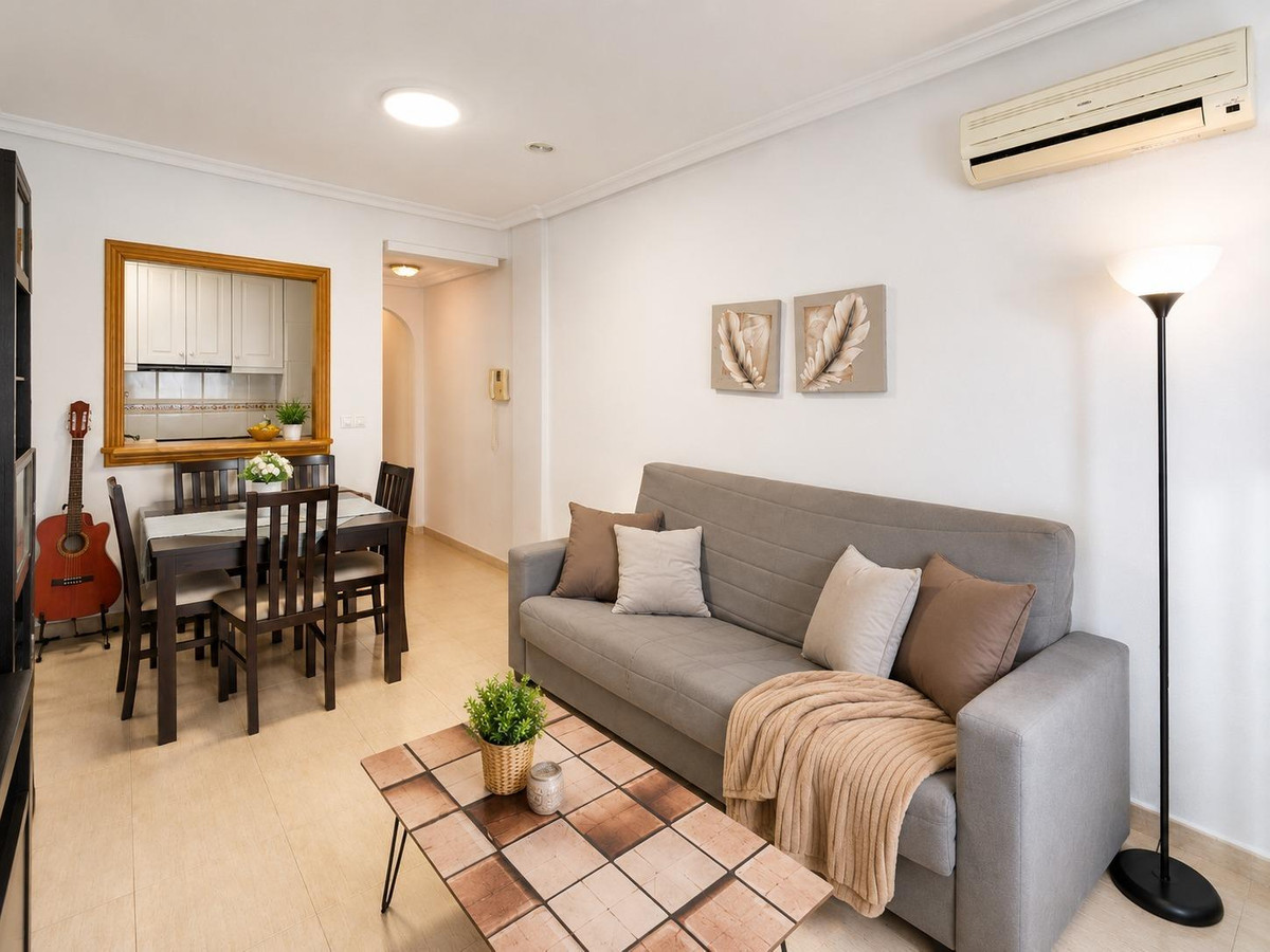 2 Bed Apartment for sale in Playa Del Cura Costa Blanca, Alicante, Spain