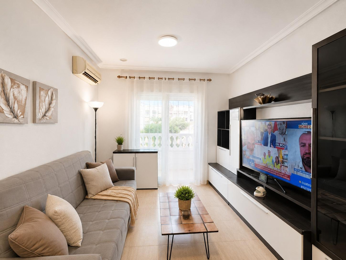 2 Bed Apartment for sale in Playa Del Cura Costa Blanca, Alicante, Spain