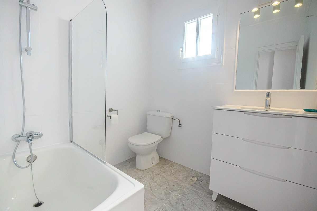 3 Bed Townhouse for sale in San Miguel De Salinas Costa Blanca, Alicante, Spain