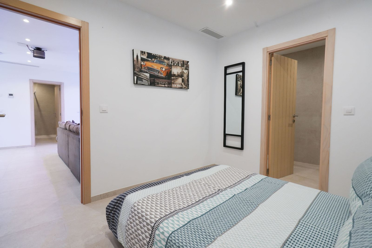 7 Bed Townhouse for sale in Moraira Costa Blanca, Alicante, Spain
