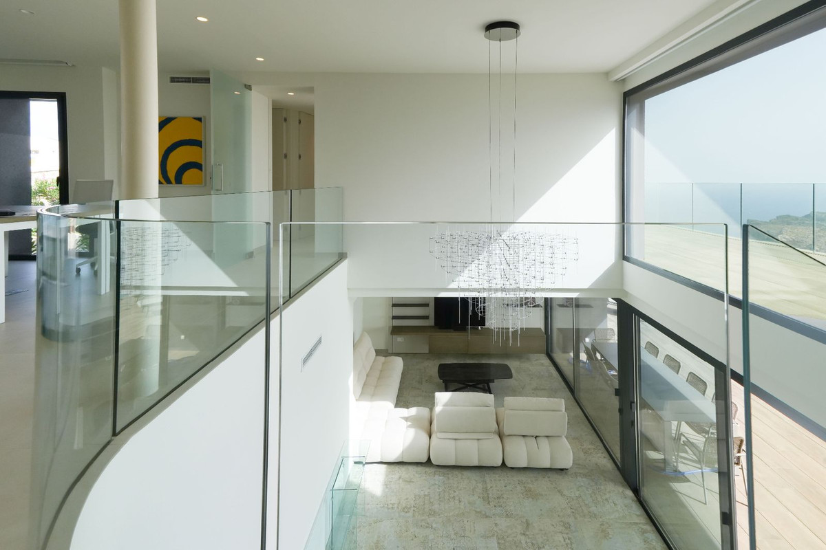 Se vende Villa - Chalet de 5 dormitorios en Costa Blanca, Alicante, España