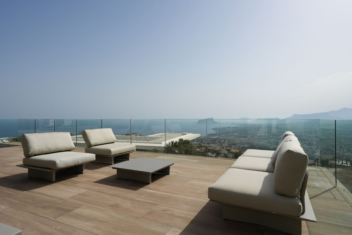 Se vende Villa - Chalet de 5 dormitorios en Costa Blanca, Alicante, España