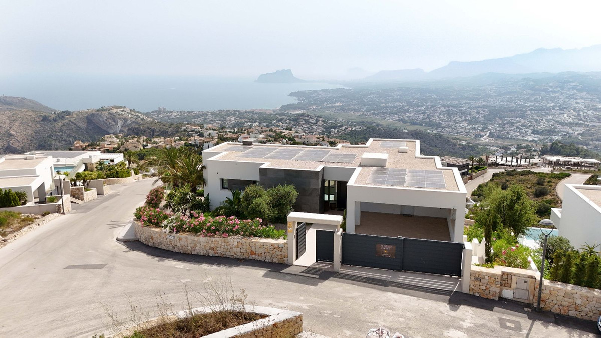 Se vende Villa - Chalet de 5 dormitorios en Costa Blanca, Alicante, España