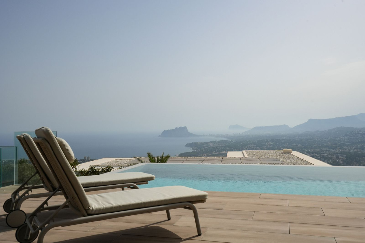 Se vende Villa - Chalet de 5 dormitorios en Costa Blanca, Alicante, España