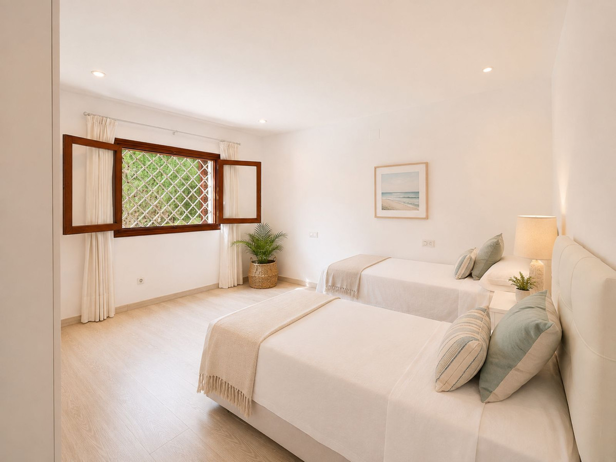 4 Bed Townhouse for sale in Río Real Costa Del Sol, Málaga, Spain
