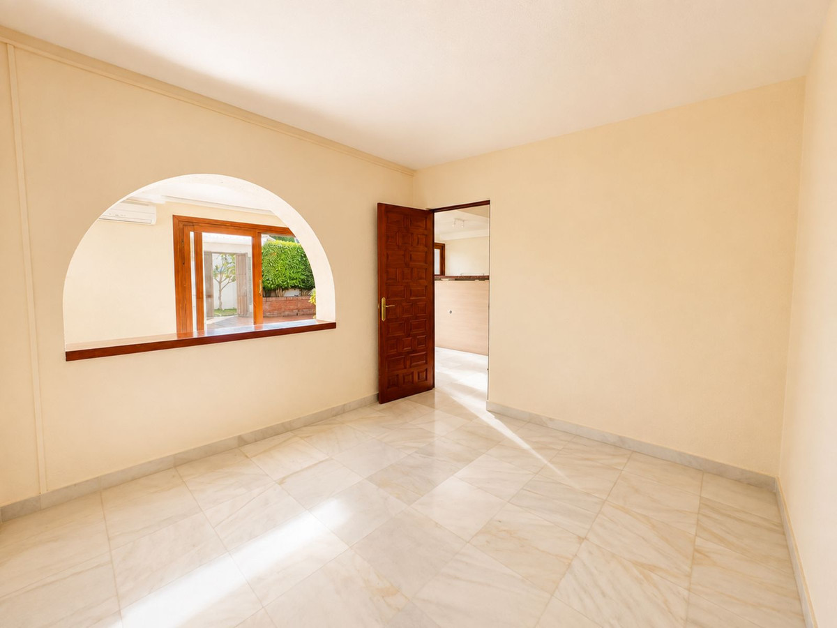 4 Bed Townhouse for sale in Río Real Costa Del Sol, Málaga, Spain