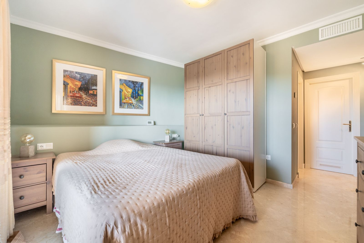 Se vende Apartamento Planta Media de 2 dormitorios en Costa Del Sol, Málaga, España