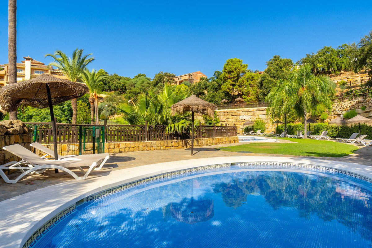 Se vende Apartamento Planta Media de 2 dormitorios en Costa Del Sol, Málaga, España