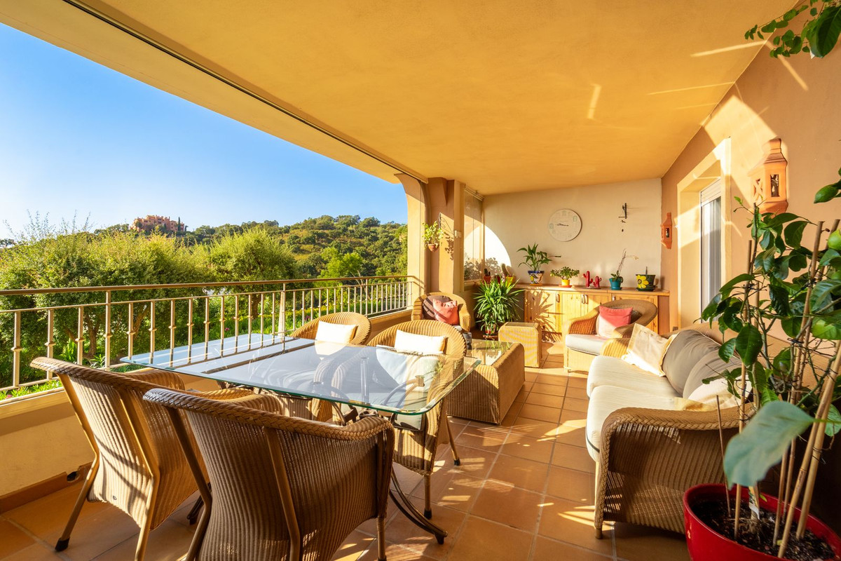 Se vende Apartamento Planta Media de 2 dormitorios en Costa Del Sol, Málaga, España