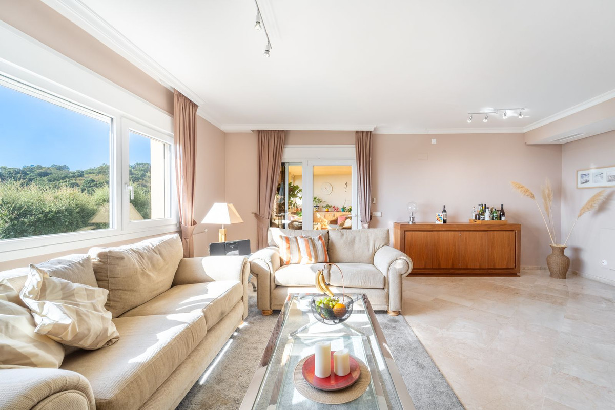 Se vende Apartamento Planta Media de 2 dormitorios en Costa Del Sol, Málaga, España
