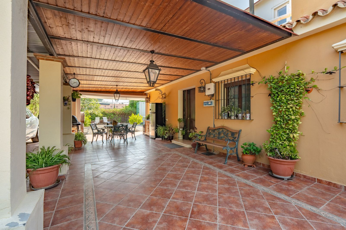 3 Bed Townhouse for sale in Coín Costa Del Sol, Málaga, Spain