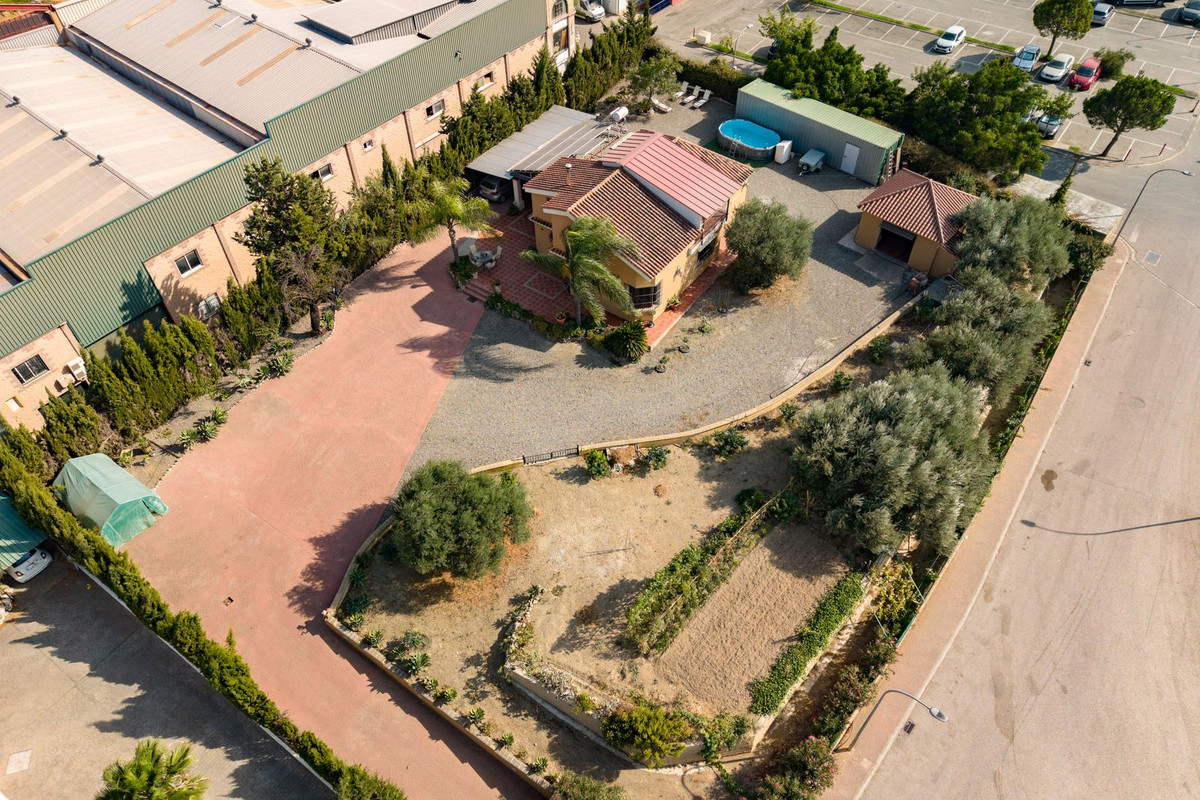 3 Bed Townhouse for sale in Coín Costa Del Sol, Málaga, Spain