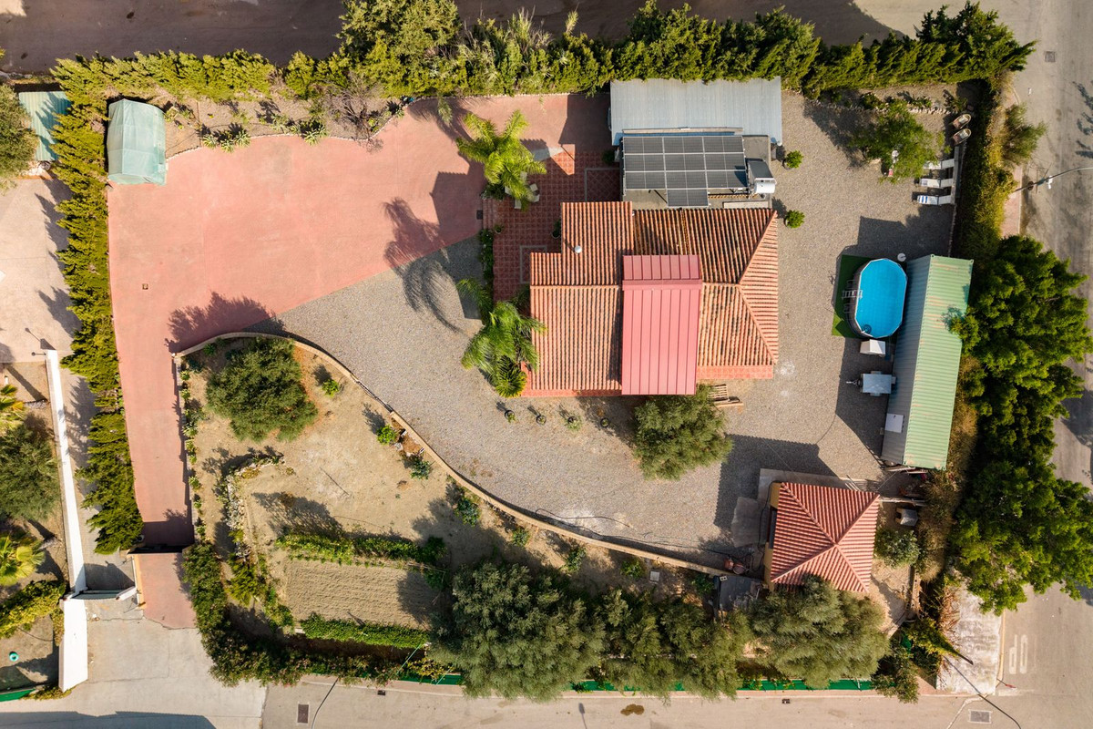 3 Bed Townhouse for sale in Coín Costa Del Sol, Málaga, Spain