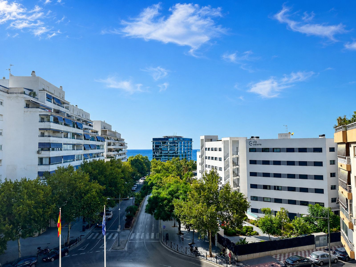 Se vende Apartamento Planta Media de 4 dormitorios en Costa Del Sol, Málaga, España
