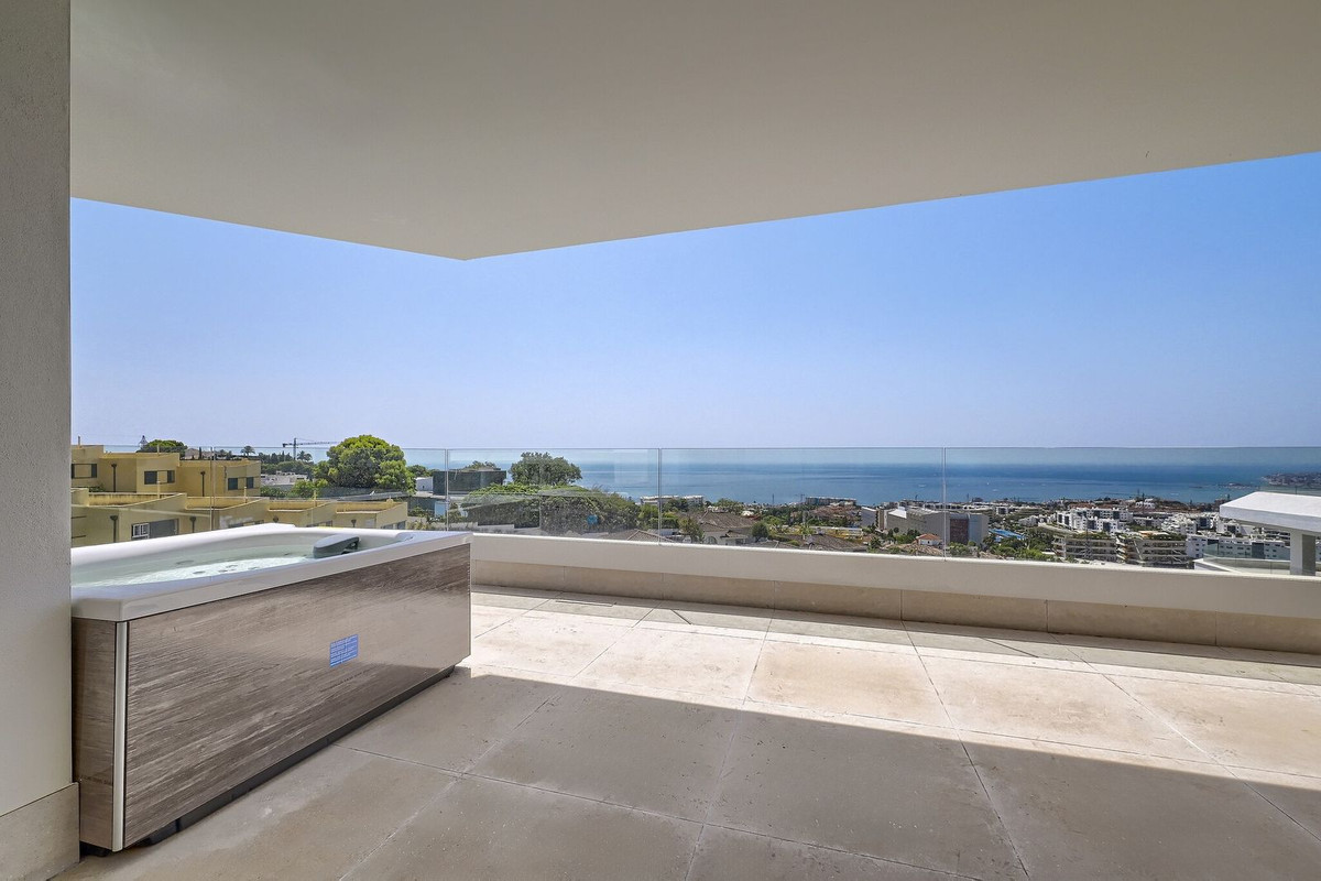 Se vende Apartamento Planta Media de 3 dormitorios en Costa Del Sol, Málaga, España