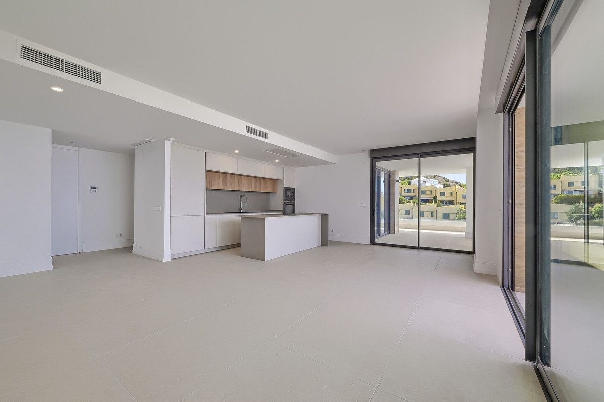 Se vende Apartamento Planta Media de 3 dormitorios en Costa Del Sol, Málaga, España