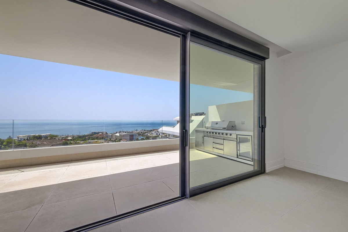 Se vende Apartamento Planta Media de 3 dormitorios en Costa Del Sol, Málaga, España