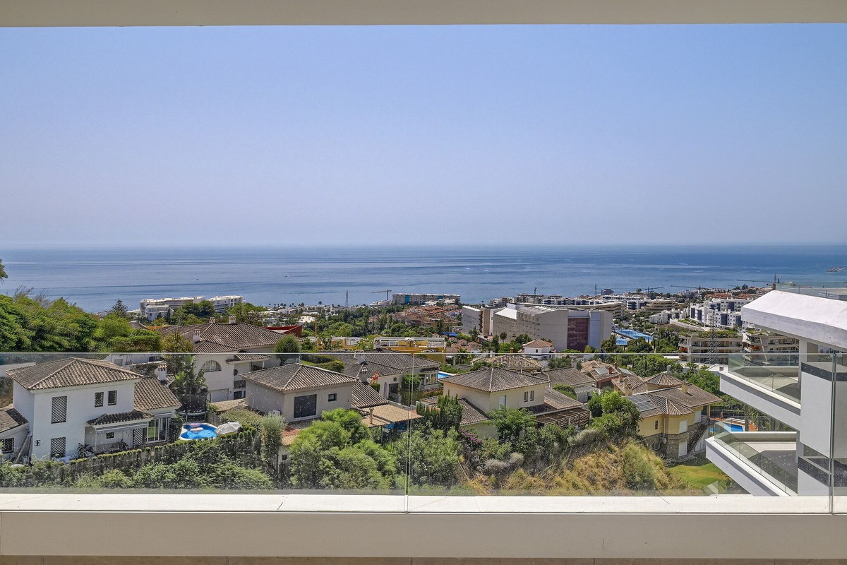 Se vende Apartamento Planta Media de 3 dormitorios en Costa Del Sol, Málaga, España