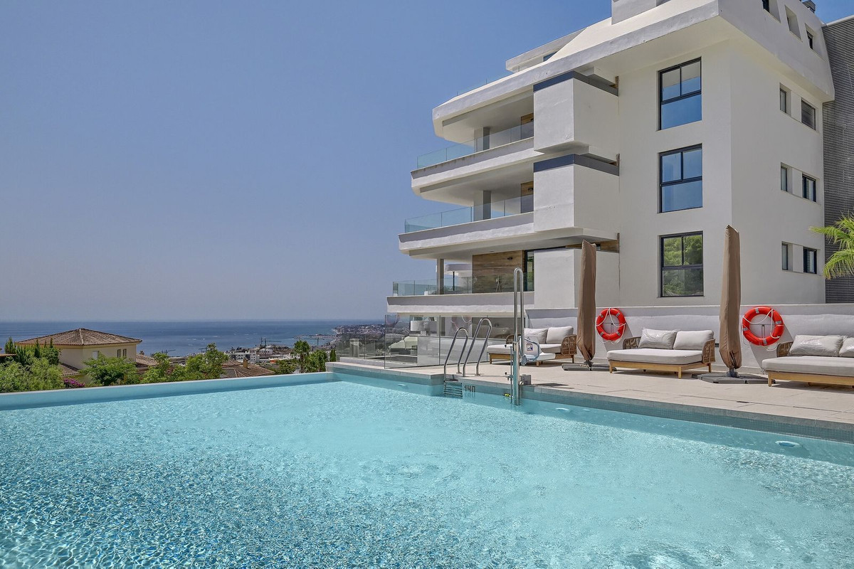 Se vende Apartamento Planta Media de 3 dormitorios en Costa Del Sol, Málaga, España