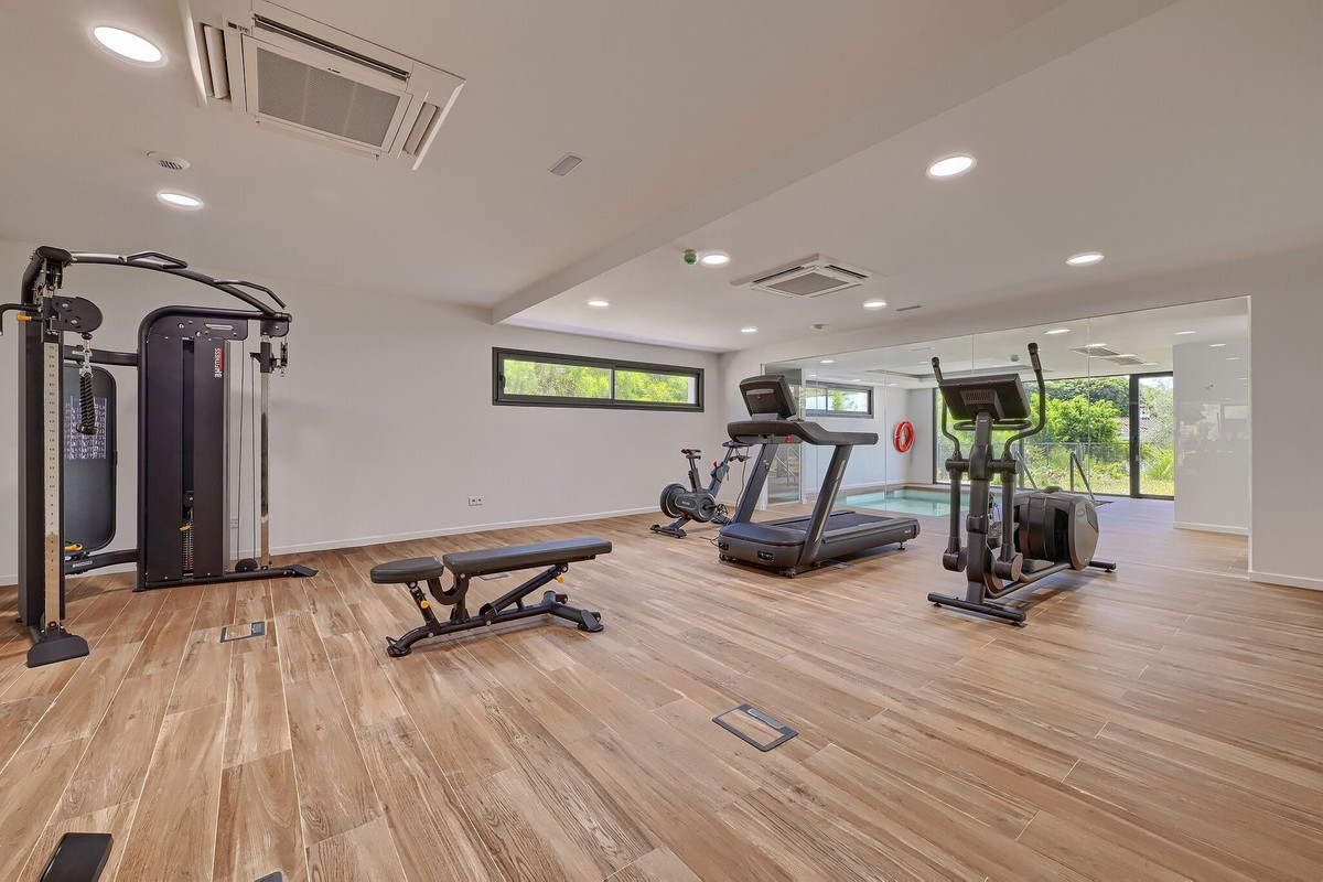 Se vende Apartamento Planta Media de 3 dormitorios en Costa Del Sol, Málaga, España