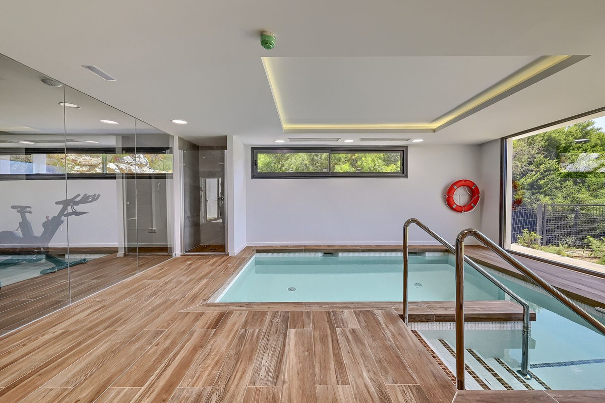 Se vende Apartamento Planta Media de 3 dormitorios en Costa Del Sol, Málaga, España