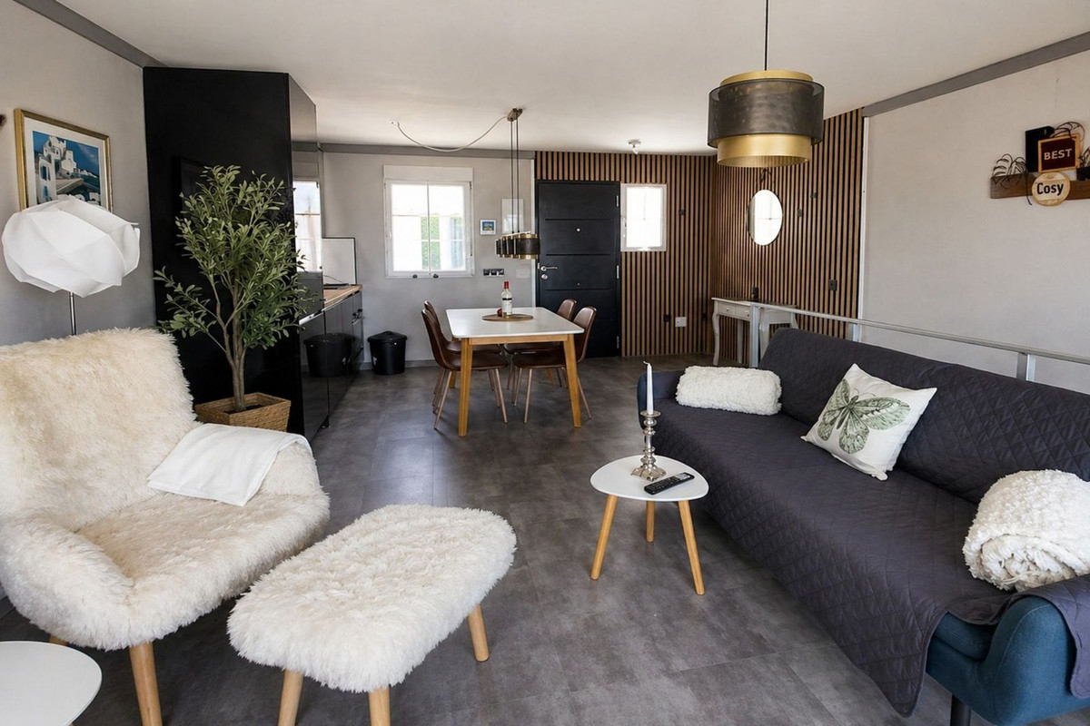 1 Bed Townhouse for sale in Mijas Costa Costa Del Sol, Málaga, Spain