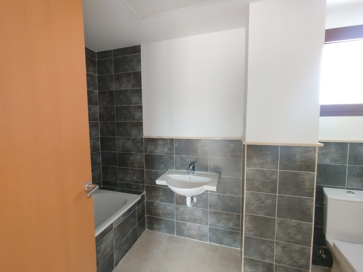 Se vende Adosada de 2 dormitorios en Costa Del Sol, Málaga, España