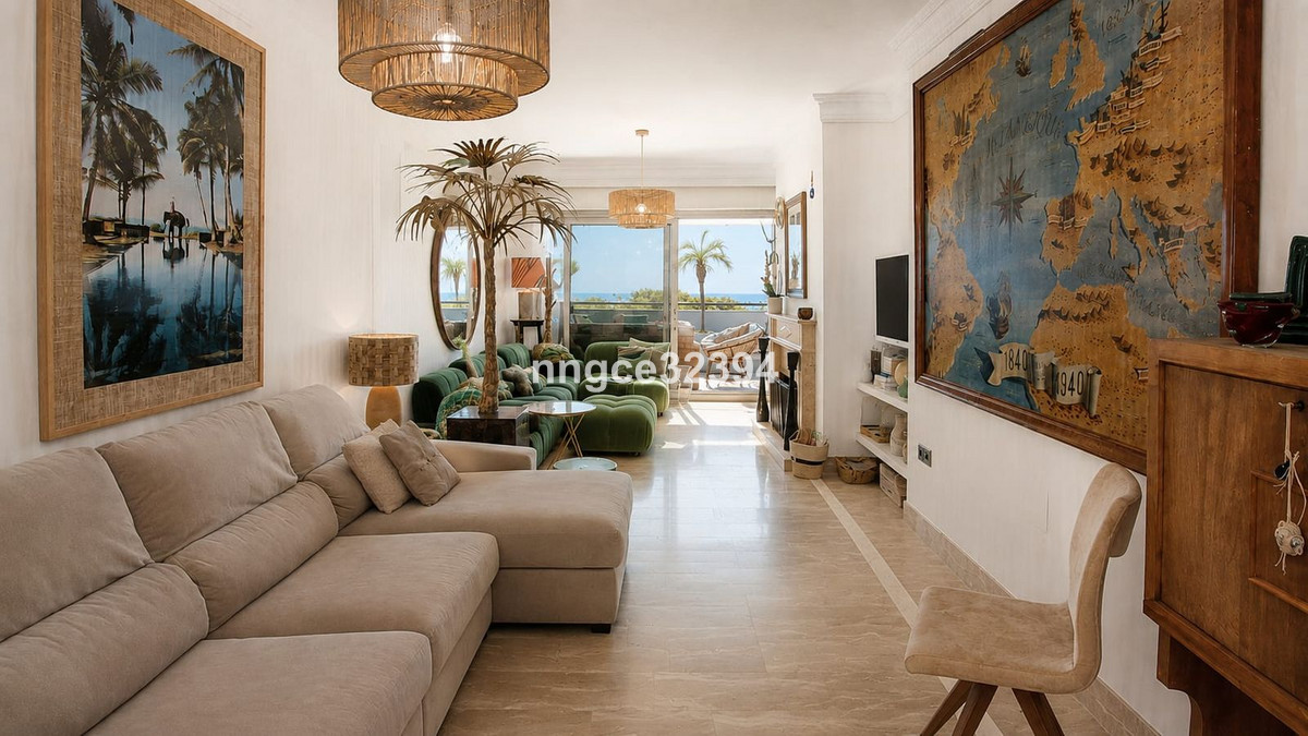 2 Bed Apartment for sale in Sierra Blanca Costa Del Sol, Málaga, Spain