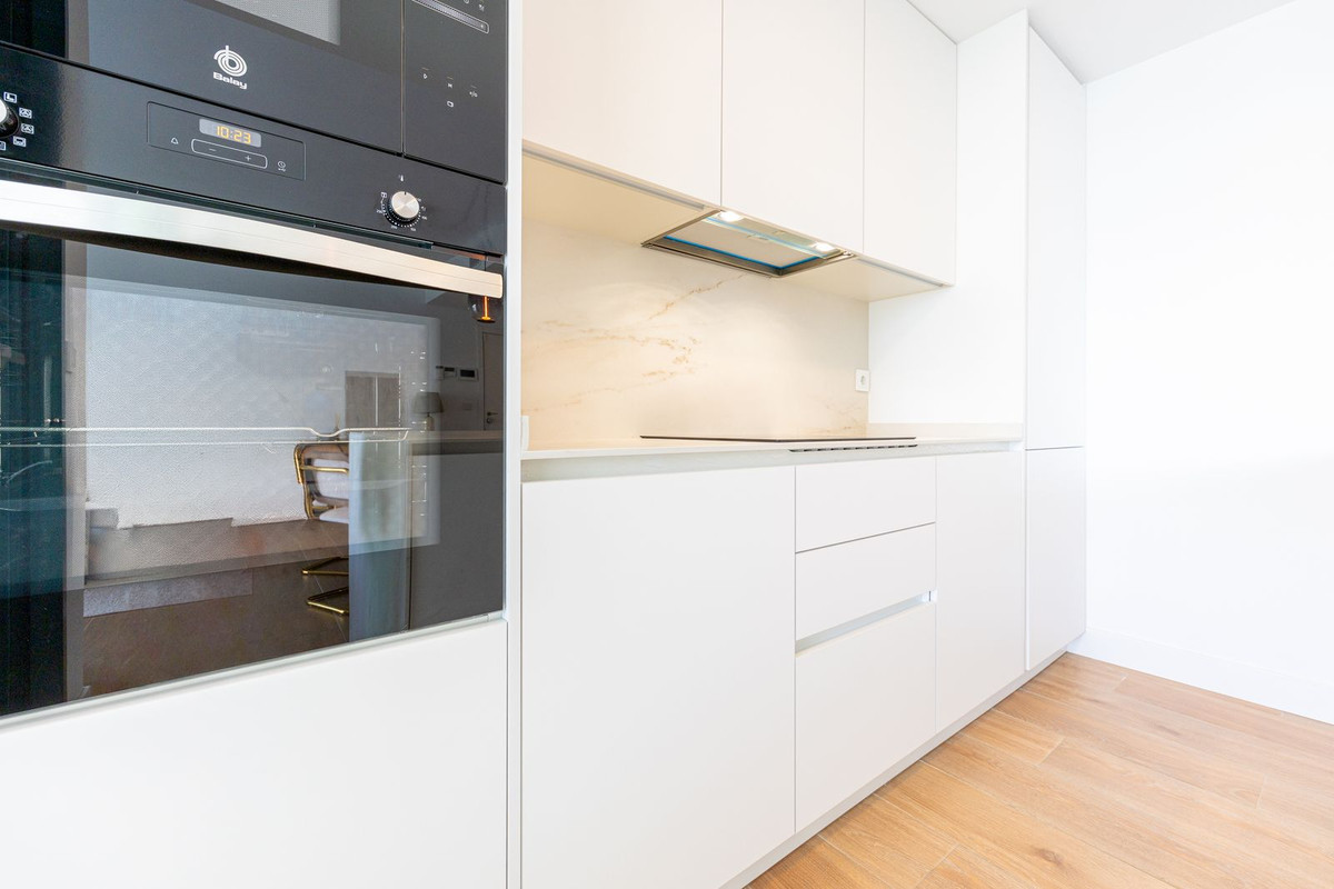 Se vende Apartamento Planta Media de 3 dormitorios en Costa Del Sol, Málaga, España